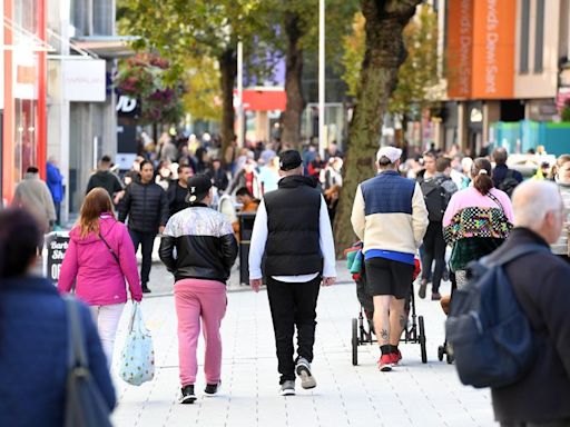 UK households sent £200 summer cost of living payments message and told 'be aware'