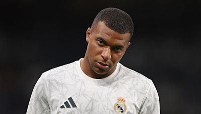 'Kylian Mbappe has been average for a long time' - Real Madrid's new 'Galactico' brutally told his 'limitations are more obvious next to Vinicius Junior' | Goal.com English Kuwait