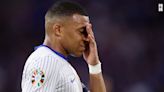 Kylian Mbappé et les joueurs de l'Equipe de France victimes de chants racistes, l'Equipe d'Argentine fait polémique après la Copa America 2024 (la FFF contre-attaque)