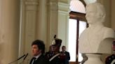 Milei inaugura busto de Menem en la Casa Rosada: “Fue el mejor Presidente de los últimos 40 años” - La Tercera