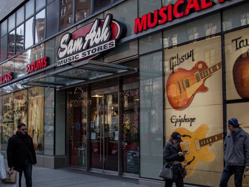 Sam Ash Music Stores to Close After 100 Years in Business