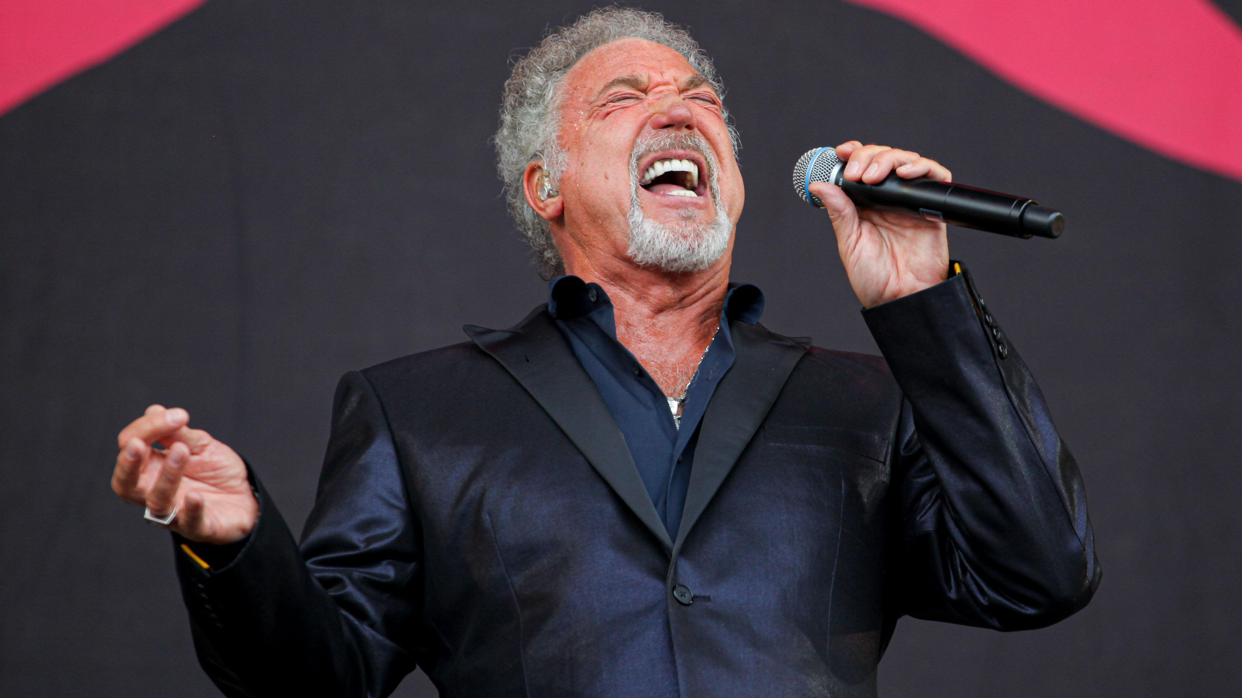 Sir Tom Jones to kick off Llangollen Eisteddfod