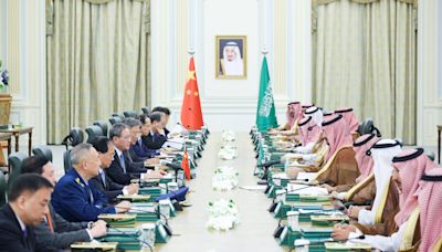 Chinese Premier vows stronger trade, investment ties with Saudi Arabia