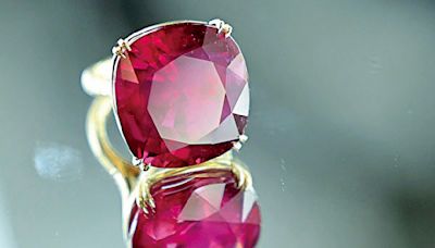 市場需求減 培植鑽石增 令傳統天然鑽石行業陷困境