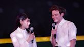 Charlie Heaton y Natalia Dyer auguran aún más oscuridad de "Stranger Things"