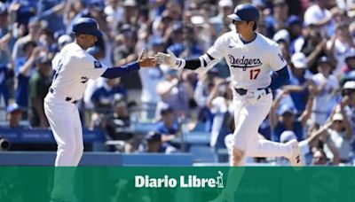 Con dos jonrones de Shohei Ohtani, Dodgers ganaron 5-1 a Bravos; Teoscar Hernández dio jonrón