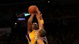 On this date: Kobe Bryant’s big game leads Lakers to win over Suns