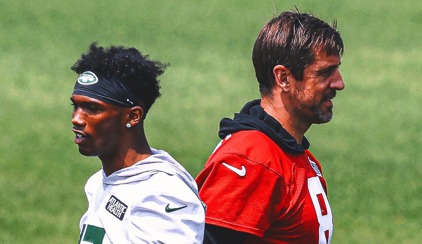 Jets' Aaron Rodgers and Garrett Wilson say their 'heated' discussions on sideline are much ado about nothing