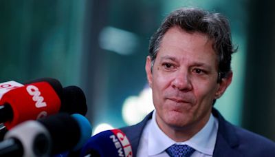 Haddad diz que Lula ficou 'surpreso' com notícia de que carga tributária caiu no Brasil em 2023