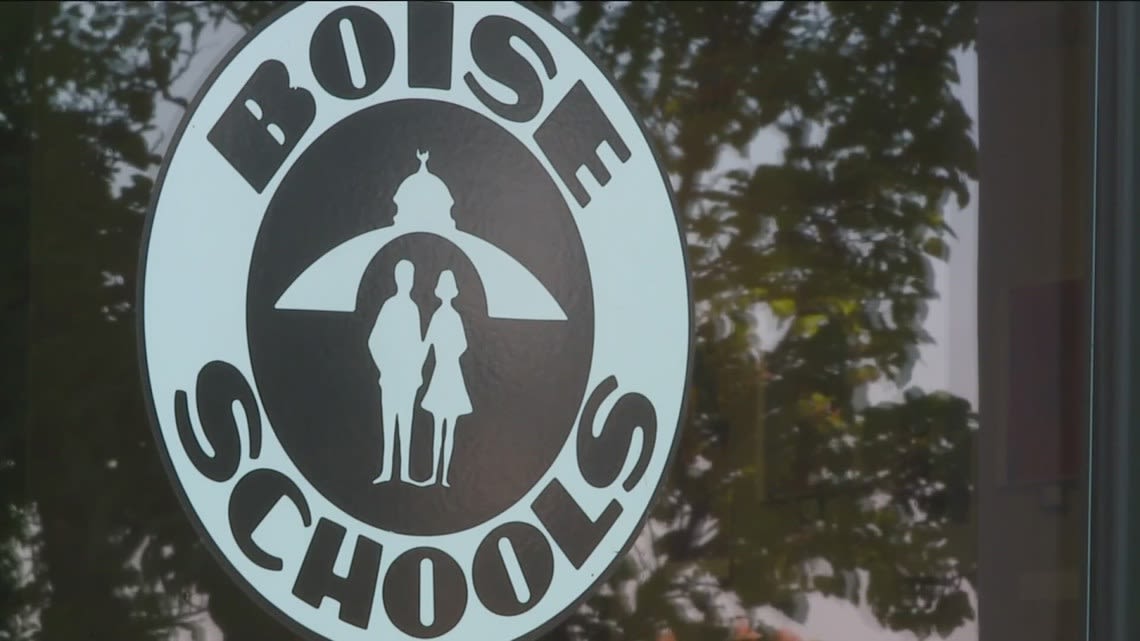 Boise elementary school evacuated on first day due to gas smell