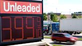 National average price of gas expected to fall below $4: GasBuddy
