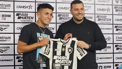 Botafogo apresenta Thiago Almada, a contratação mais cara do futebol brasileiro