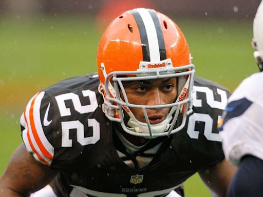 Browns Ex 'On the Run' From Police for Bank Crimes