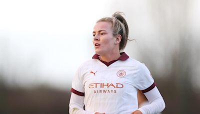 Lauren Hemp backs new signing Vivianne Miedema ahead of Man City title push