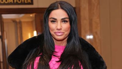 Katie Price announces 'best news ever' as she shares baby scan photos
