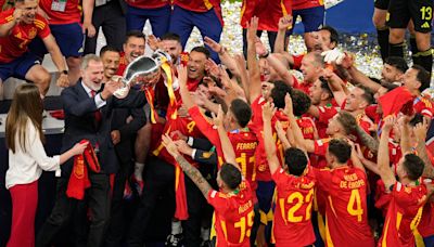 Watch live: Spain Euro 2024 players meet prime minister after tournament win