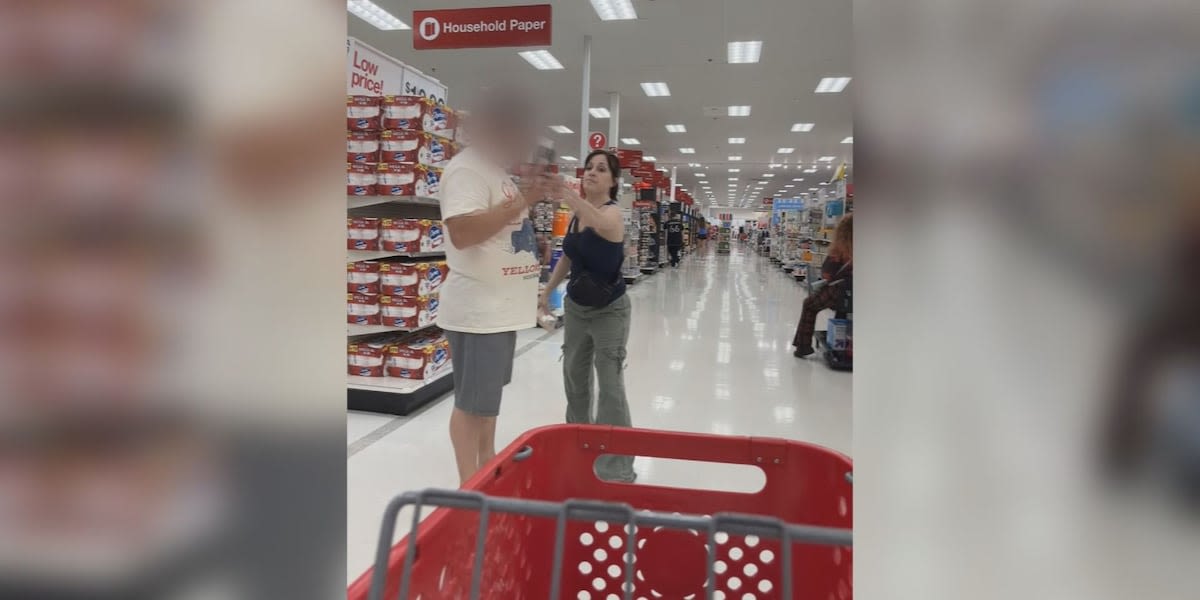 Mom confronts sex offender at Target after he allegedly recorded video of her teen daughter