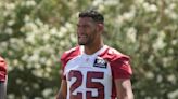 Zaven Collins gets work with edge rushers in OTAs