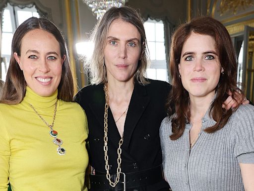 Beatriz y Eugenia de York, noche de 'royals' y estrellas junto a Nina Flohr y Ellie Goulding