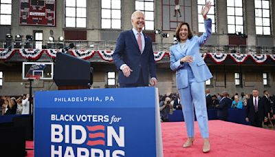 Buscando movilizar votantes, Joe Biden y Kamala Harris visitaron Filadelfia