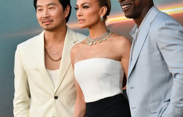 ...Over An Awkward Clip Of Jennifer Lopez And Sterling K. Brown Seemingly Annoying The Hell Out Of Each Other...