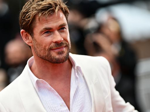 Chris Hemsworth Gets Hollywood Walk Of Fame Star – And A Ribbing From His Fellow Avengers