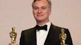 Oppenheimer: Se revela el impresionante salario final de Christopher Nolan por dirigir la película