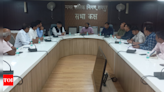 RMC asks builders to construct 50 rainwater harvesting pits each to combat depleting groundwater level | Raipur News - Times of India