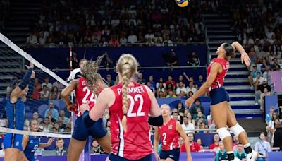 US women’s volleyball falls to Italy in gold-medal match at Olympics