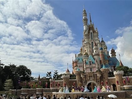 Hong Kong Disneyland Resort's Loss Trims to $356M Last FY; 1Q Rev., Profit Best in Quarterly Record