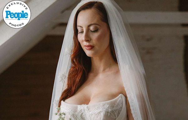 Eva Amurri Doubles Down in Defense of Her Wedding Dress Cleavage: 'My 32F Boobs Minding Their Business'