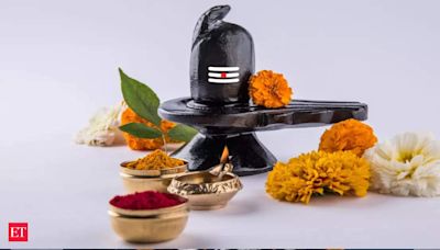 Sawan Shivratri 2024: Date, shubh muhurat, vrat vidhi, fasting dos and don'ts, mantras to please Lord Shiva