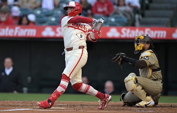 Deadspin | Angels edge Padres to earn rare home series sweep