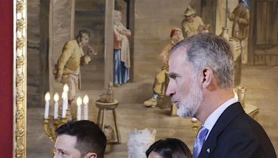 Felipe VI garantiza el apoyo de España a Ucrania "el tiempo que sea necesario"