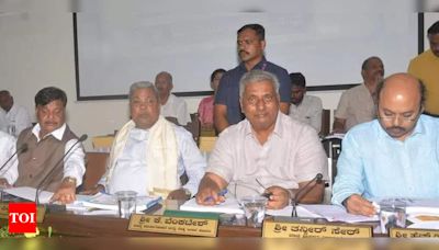 CM Siddaramaiah Urges Swift Implementation of 5 Guarantee Schemes in Mysuru | Mysuru News - Times of India