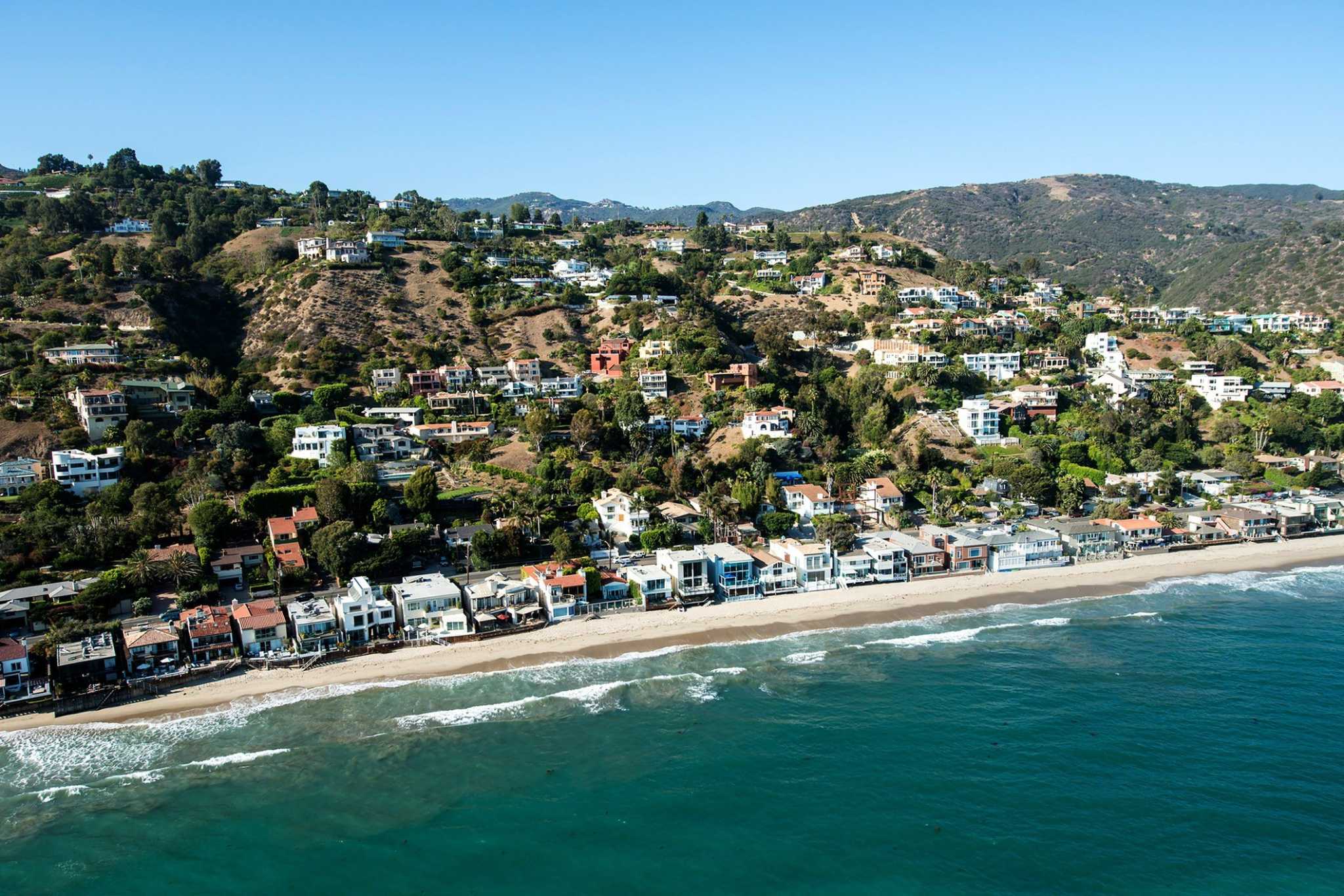 $300M Malibu Megamansion Aims To Smash Record for America's Priciest Home—Beating Out Beyoncé