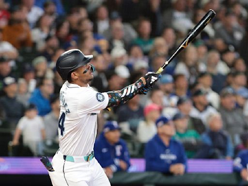 Julio Rodriguez goes deep to help Mariners win for 6th time in 7 games, 7-5 over Rangers