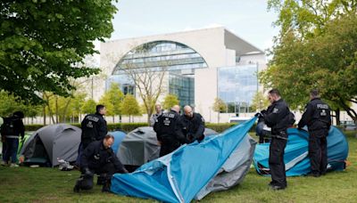 Berliner Polizei räumt propalästinensisches Protestcamp an Bundeskanzleramt