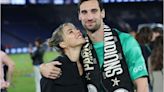 Alba Silva abre su corazón a Sergio Rico para celebrar su segundo aniversario de boda