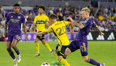 Rossi scores twice, leads Crew past Orlando City 2-0 for third straight road win