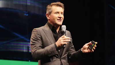 ‘Shark Tank’ Star Robert Herjavec’s 2 Best Passive Income Ideas