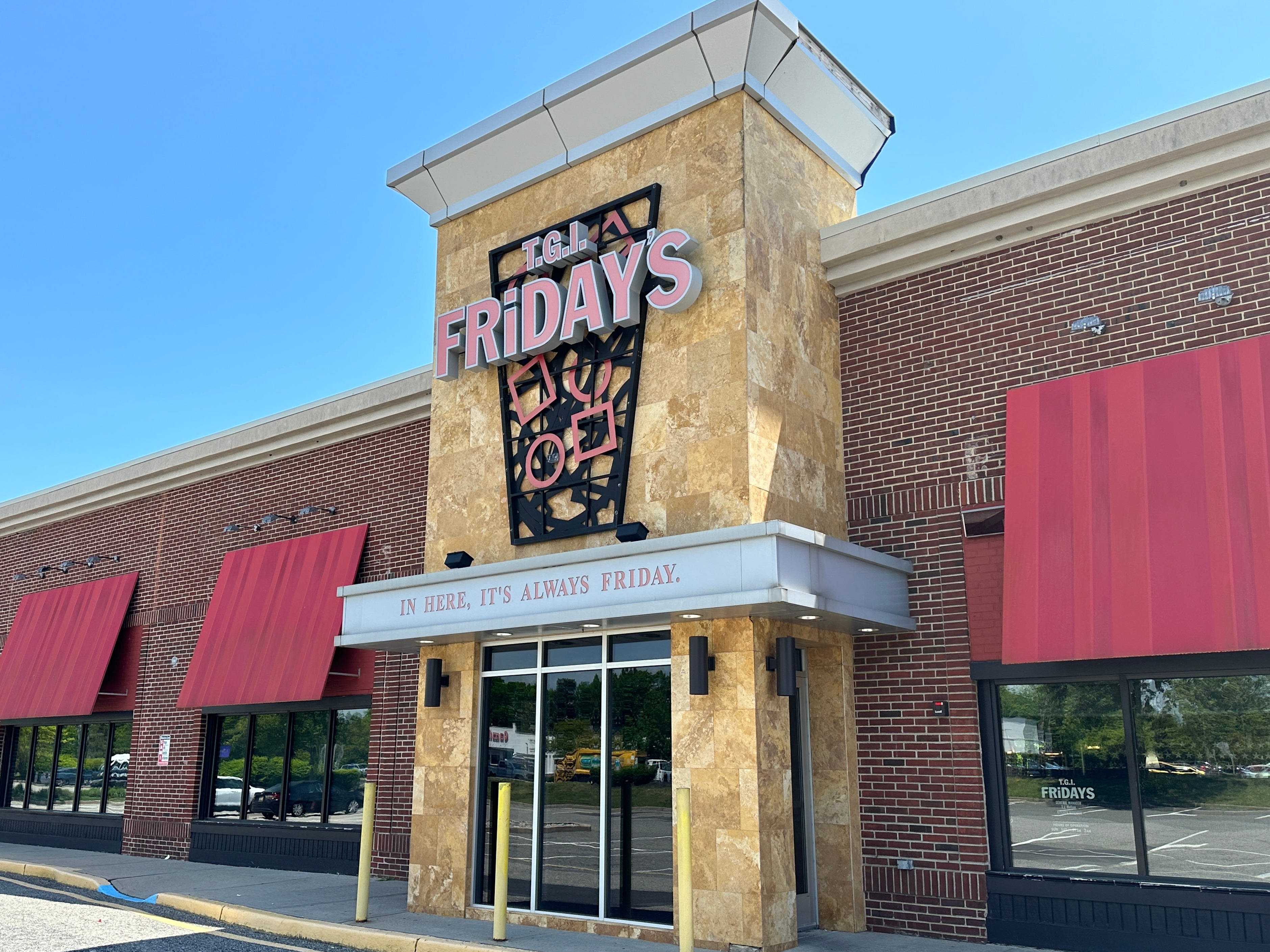 TGI Fridays closes Brick restaurant. Why are casual-dining chains shrinking?