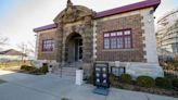 Detroit's Belle Isle Aquarium expands hours in celebration of 120th anniversary