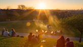 UK weather maps turn dark red as Iberian plume to bring days of glorious sun