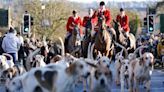 Thousands gather for Boxing Day hunts