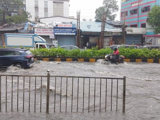 Mumbai Rains: Waterlogging In Several Areas; Schools And Colleges Shut In Palghar, Thane
