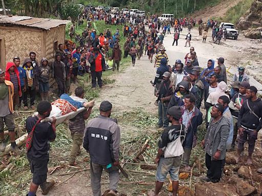 Papúa Nueva Guinea: más de 300 personas y mil casas sepultadas por un deslizamiento de tierra