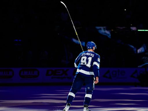 Steven Stamkos speaks out after parting with Lightning, calls situation 'puzzling and strange'