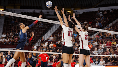 NMSU volleyball falls to Arizona in four sets