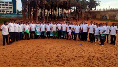 BPCL beach clean up drive held as part of Swachhta Pakhwada campaign